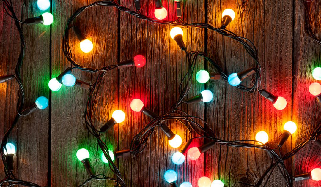 ‘Tis the Season for Stress-Free Holiday Lighting!